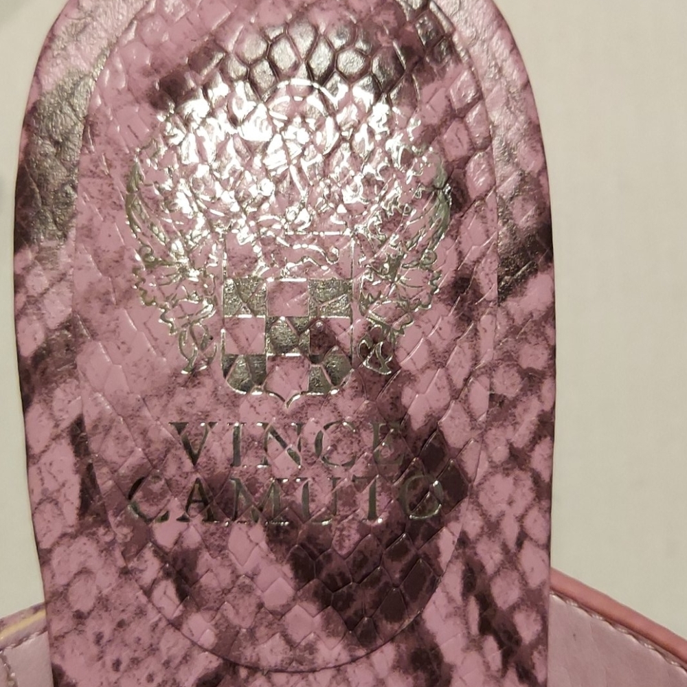 Sandals - Picture 2 of 7
